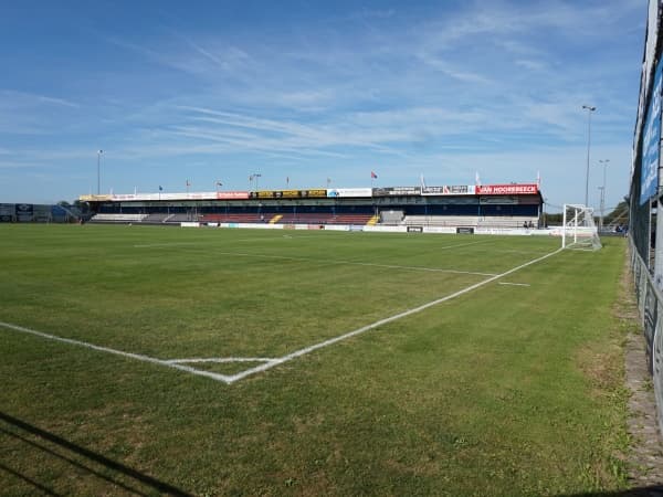 Burgemeester Albert Lambertsstadion main image