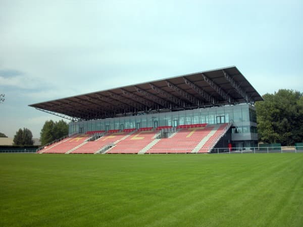 Stade Luc Varenne main image