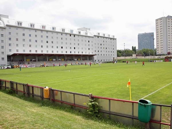 FavAC - Platz main image