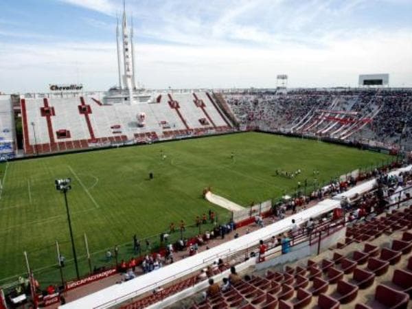 Estadio Tomás Adolfo Ducó main image