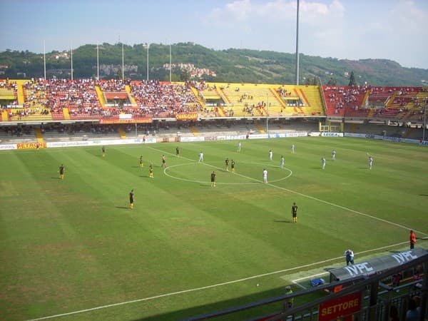 Stadio Ciro Vigorito main image